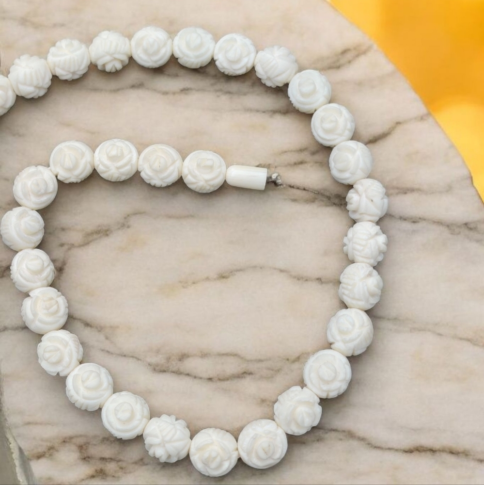 Vintage Art Deco Celluloid Rose Beaded Necklace